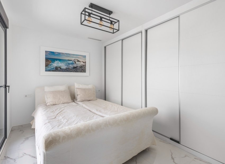 Reventa - Villa - Los Montesinos - La Herrada