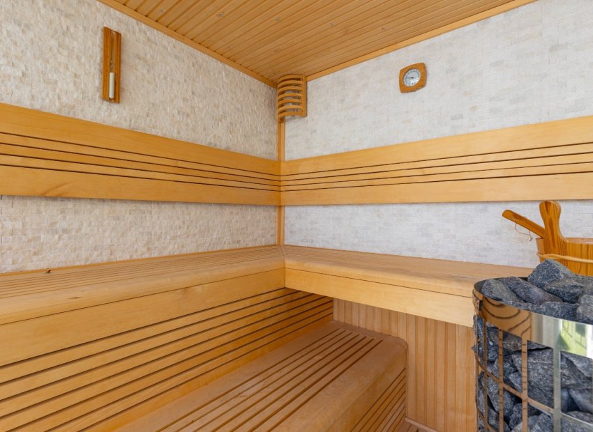 Reventa - Villa - Los Montesinos - La Herrada