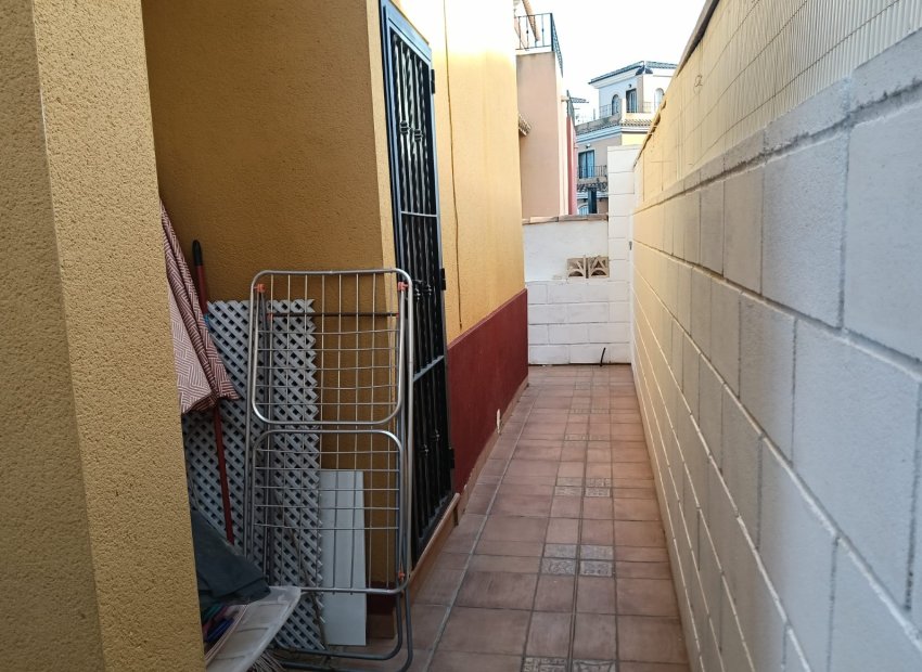 Reventa - Villa - Los Montesinos - La Herrada