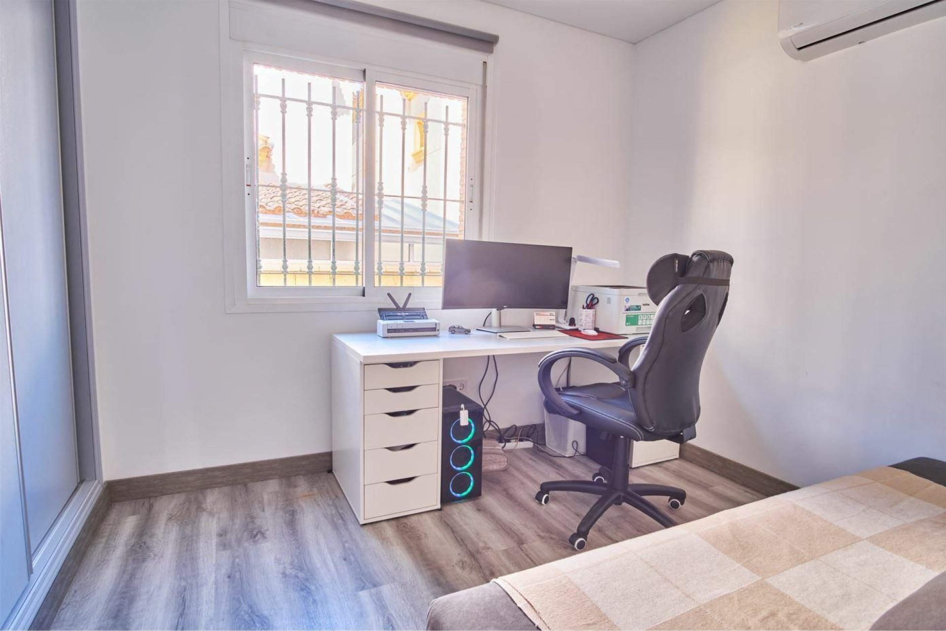 Reventa - Villa - Los Montesinos - La Herrada