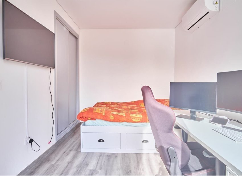 Reventa - Villa - Los Montesinos - La Herrada