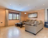 Reventa - Villa - Los Montesinos - La Herrada