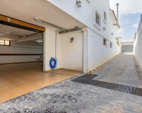 Reventa - Villa - Los Montesinos - La Herrada