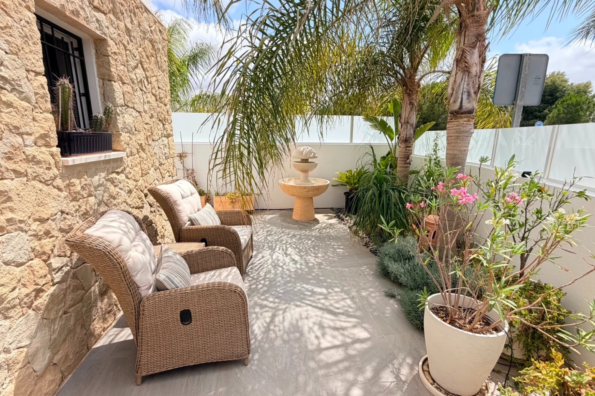 Reventa - Villa - Los Montesinos - La Herrada