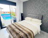 Reventa - Villa - Los Montesinos - La Herrada