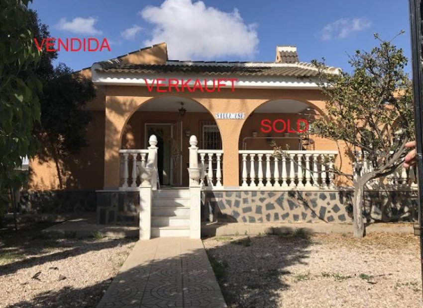 Reventa - Villa - Los Narejos - Urb. Oasis