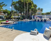 Reventa - Villa - Marbella - Elviria
