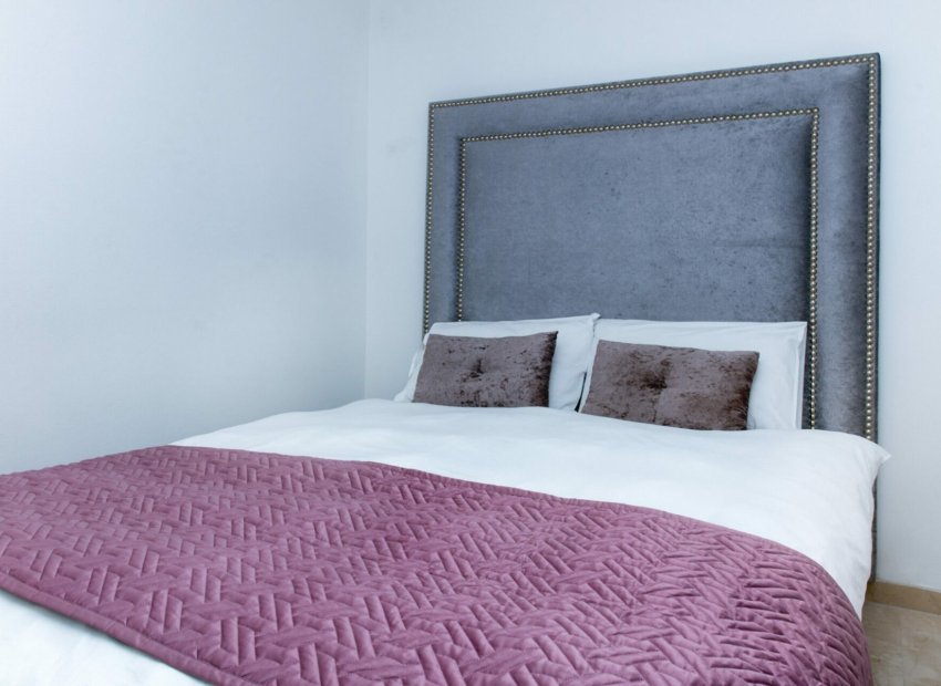 Reventa - Villa - Marbella - Elviria