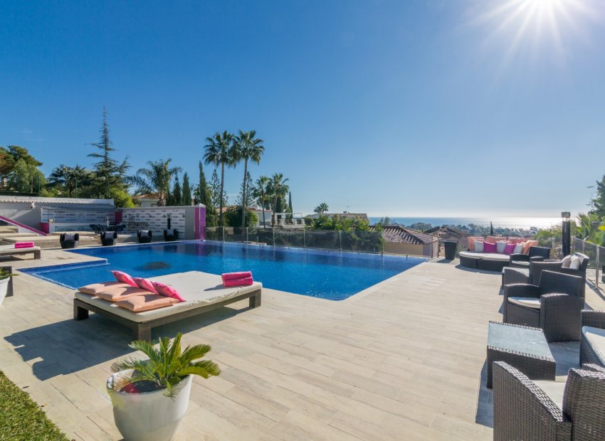 Reventa - Villa - Marbella - Elviria
