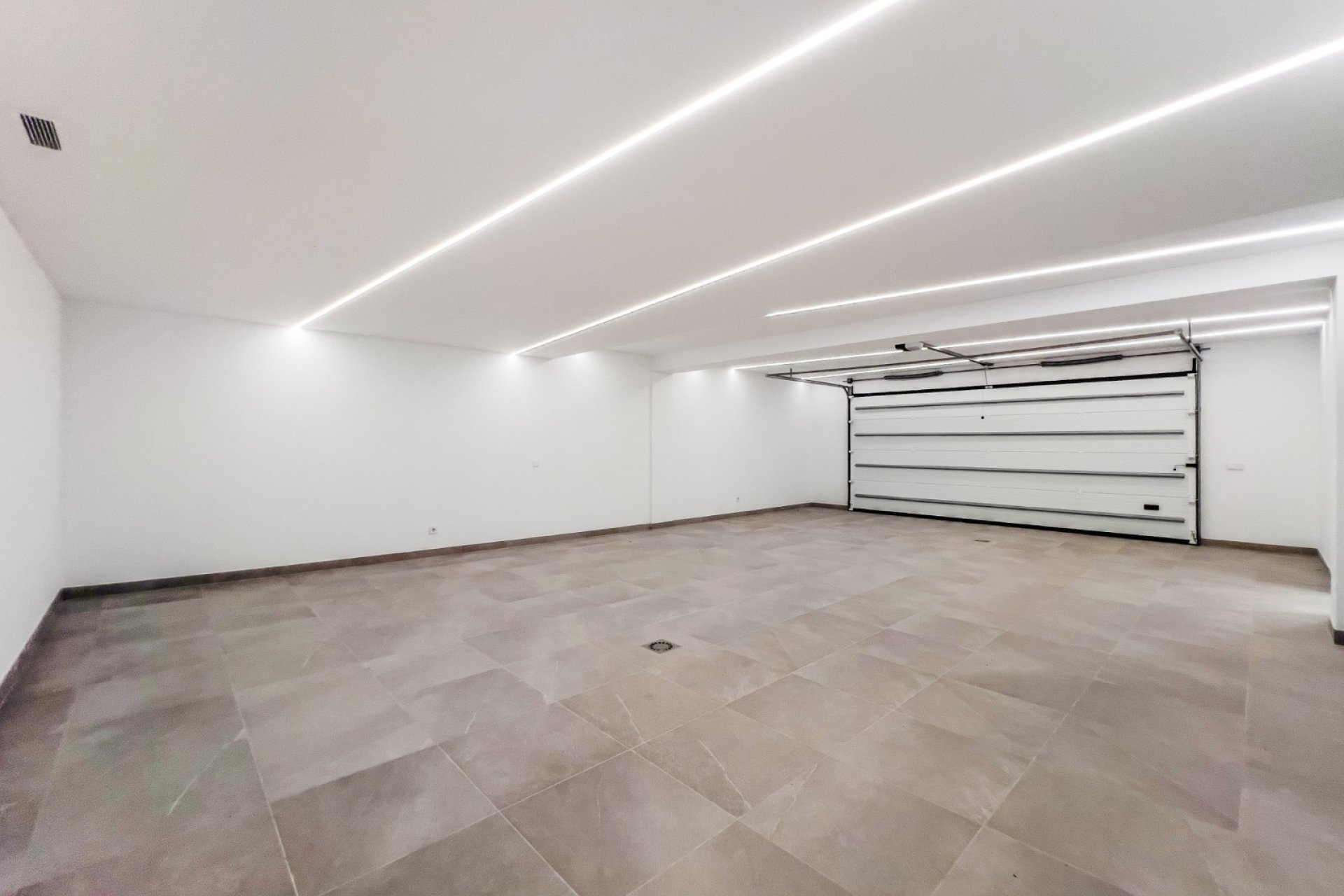 Reventa - Villa - Marbella - Golden Mile