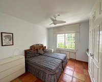 Reventa - Villa - Marbella - Las Chapas