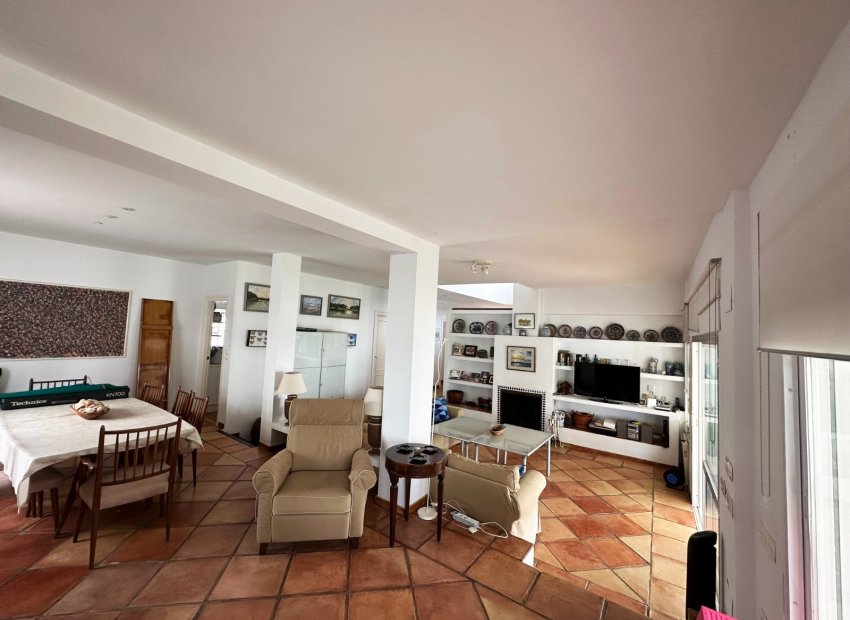 Reventa - Villa - Marbella - Las Chapas