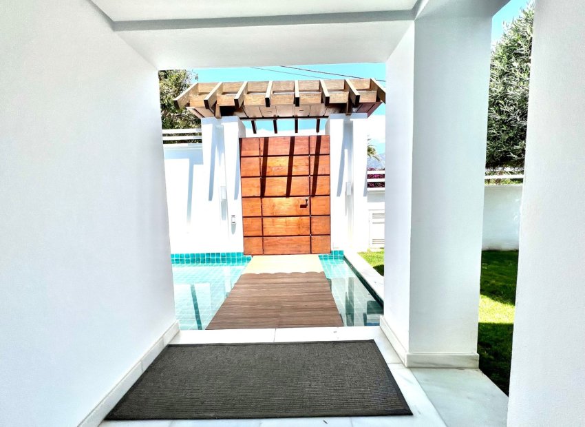 Reventa - Villa - Marbella - Nueva Andalucía