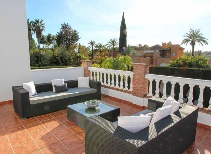 Reventa - Villa - Marbella - Nueva Andalucía