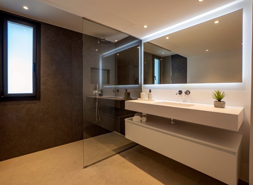 Reventa - Villa - Marbella - Nueva Andalucía