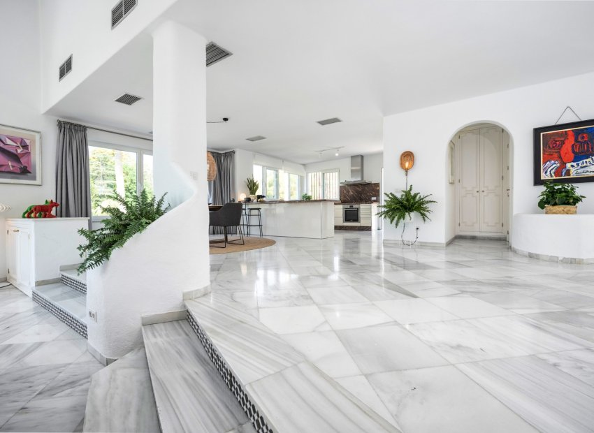 Reventa - Villa - Marbella - Nueva Andalucía