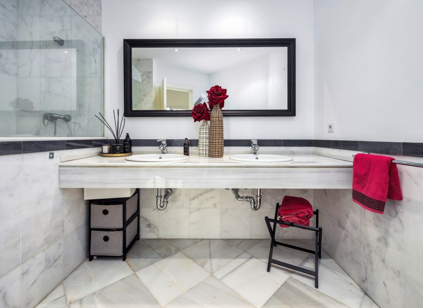 Reventa - Villa - Marbella - Nueva Andalucía