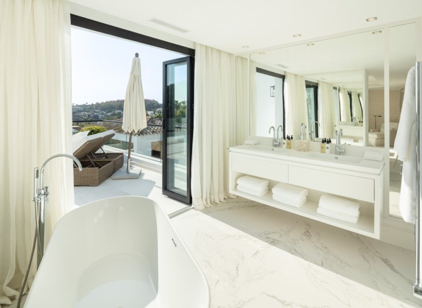 Reventa - Villa - Marbella - Nueva Andalucía