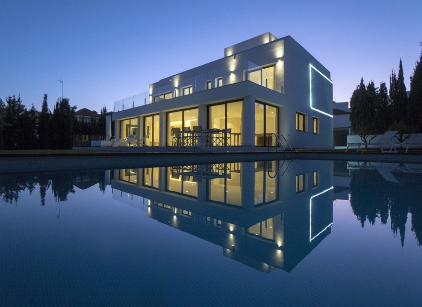 Reventa - Villa - Marbella - Nueva Andalucía