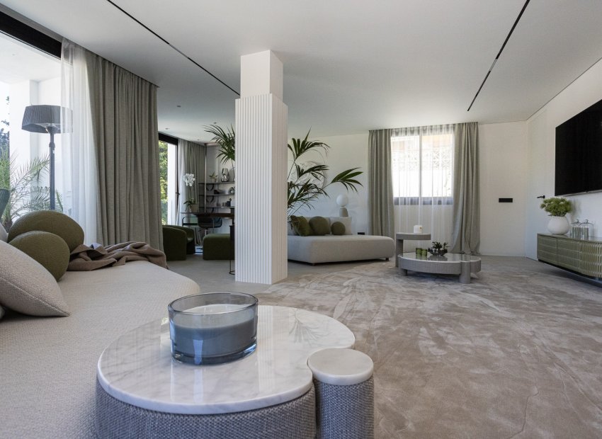 Reventa - Villa - Marbella - Nueva Andalucía