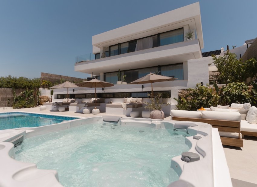 Reventa - Villa - Marbella - Nueva Andalucía