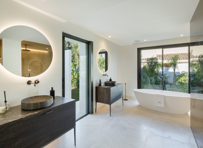 Reventa - Villa - Marbella - Nueva Andalucía