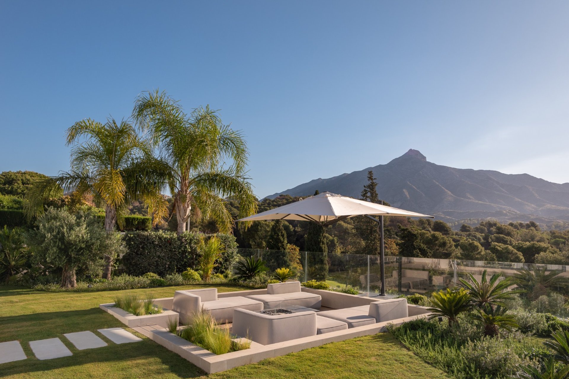 Reventa - Villa - Marbella - Nueva Andalucía