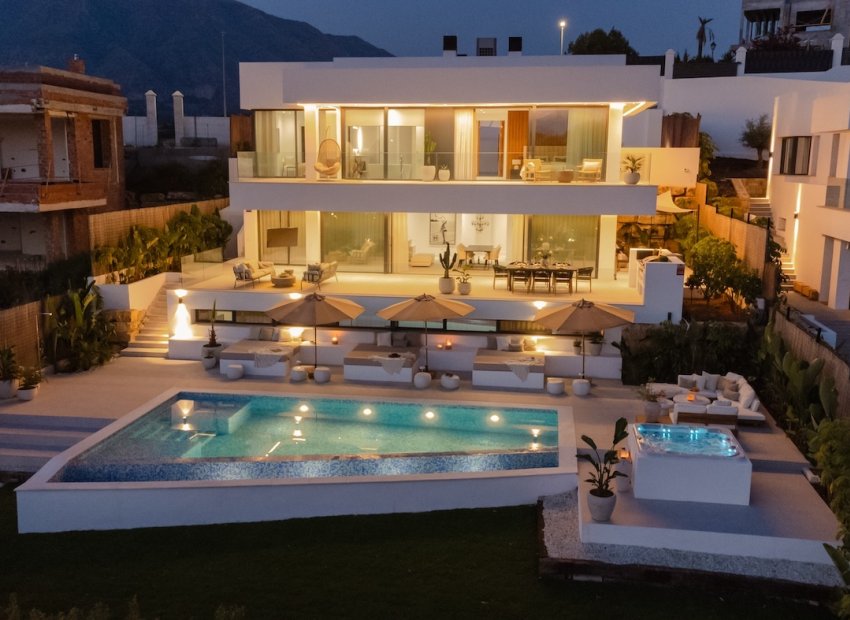 Reventa - Villa - Marbella - Nueva Andalucía