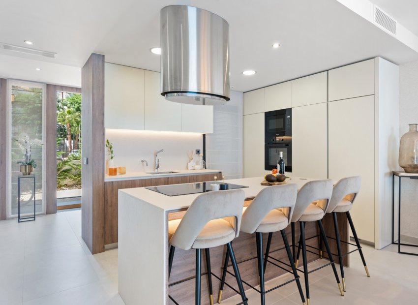 Reventa - Villa - Marbella - Puerto Banús