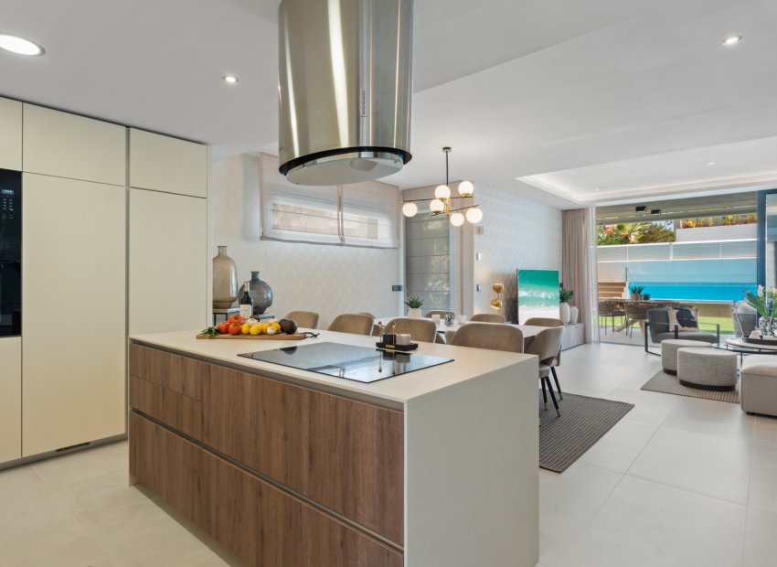 Reventa - Villa - Marbella - Puerto Banús