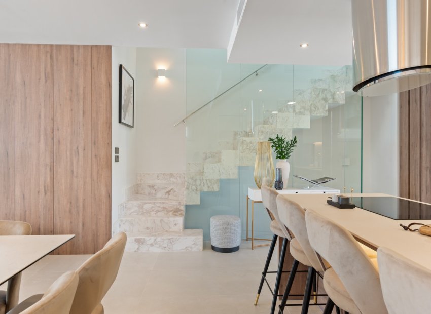 Reventa - Villa - Marbella - Puerto Banús