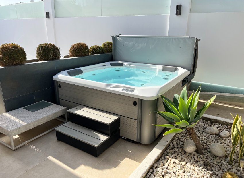 Reventa - Villa - Marbella - San Pedro Alcántara