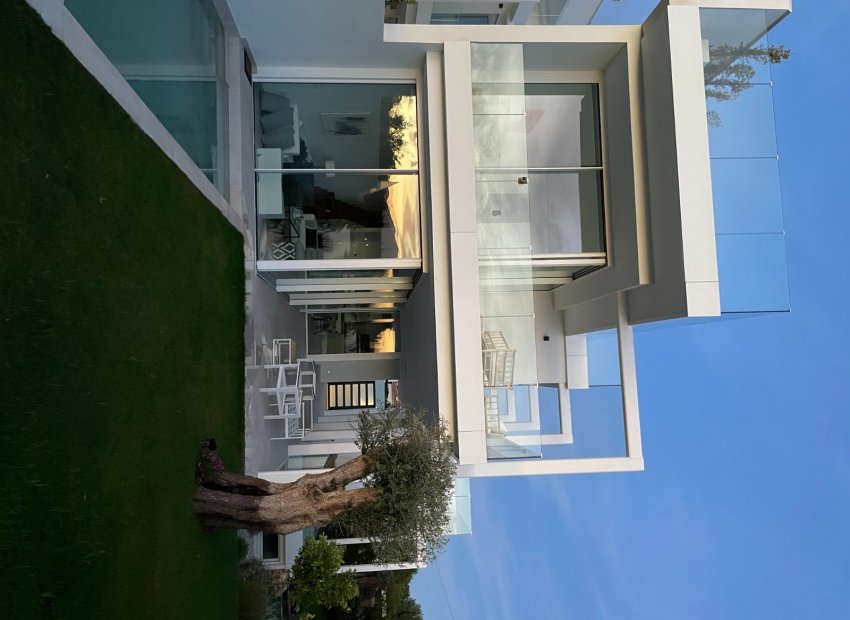 Reventa - Villa - Marbella - Sierra Blanca