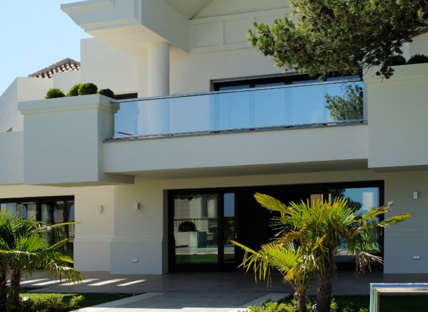 Reventa - Villa - Marbella - Sierra Blanca