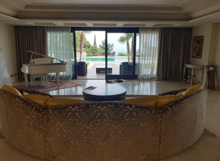 Reventa - Villa - Marbella - Sierra Blanca