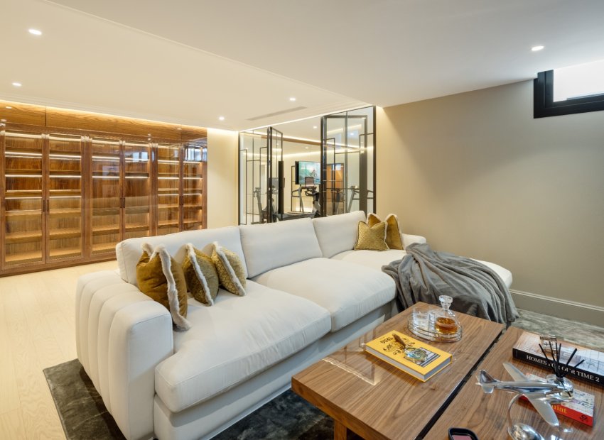 Reventa - Villa - Marbella - Sierra Blanca