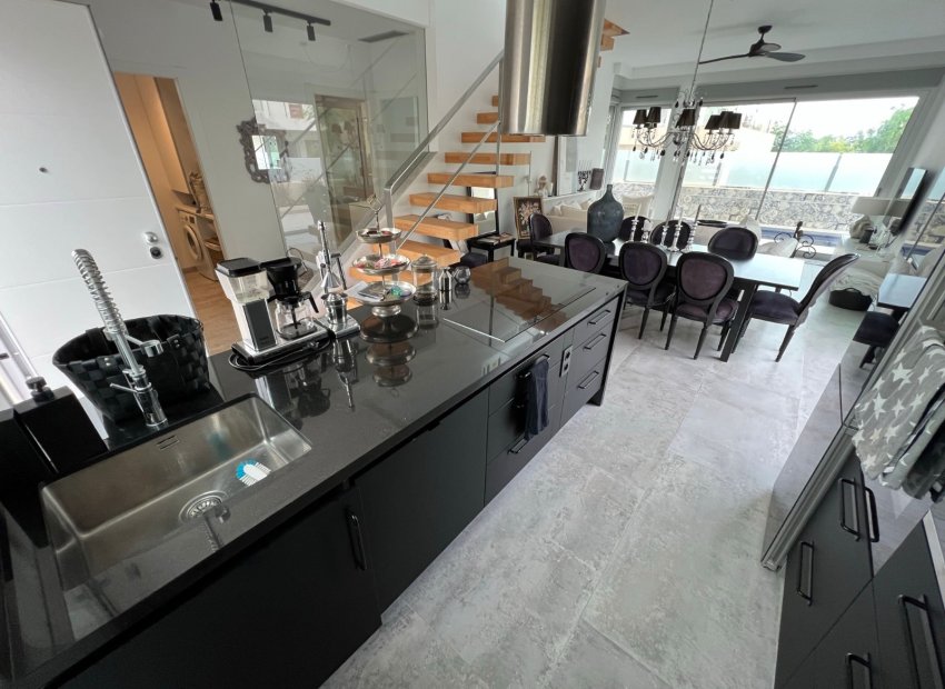 Reventa - Villa - Mil Palmeras - Costa Blanca