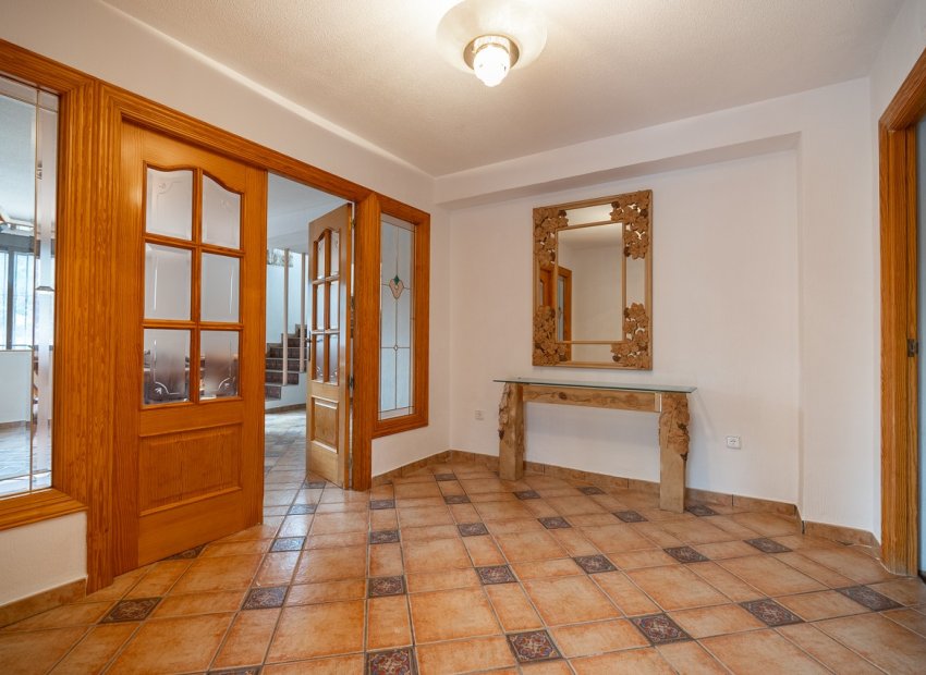 Reventa - Villa - Monóvar - Monovar