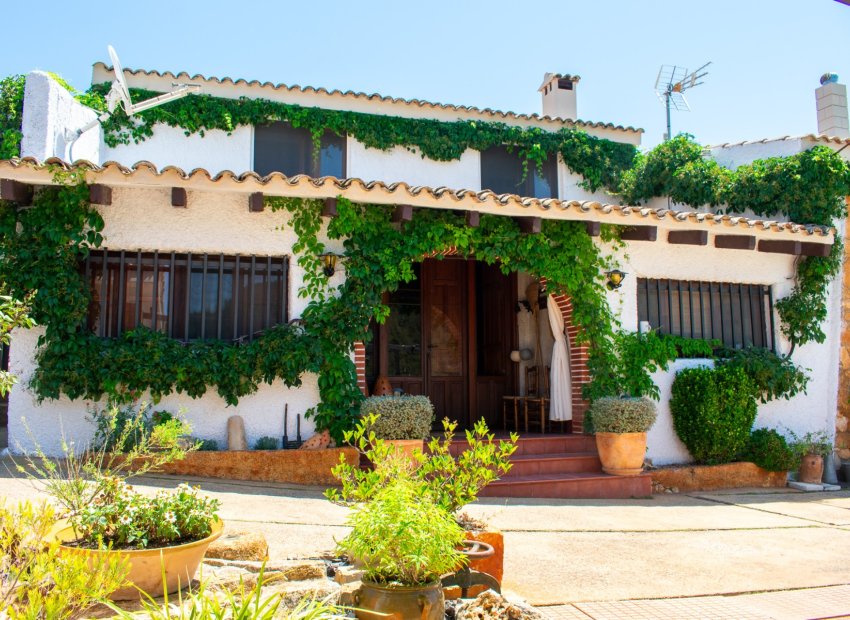 Reventa - Villa - Onil