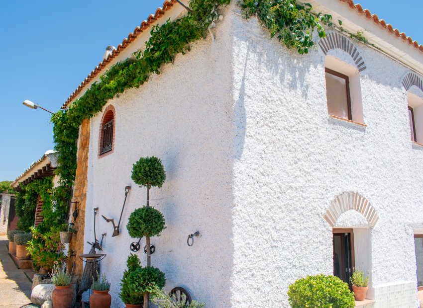 Reventa - Villa - Onil