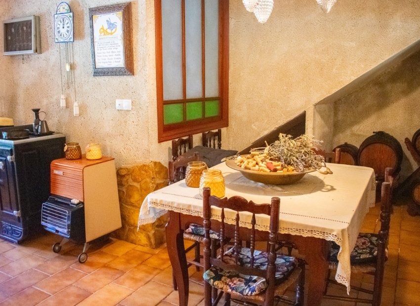 Reventa - Villa - Onil