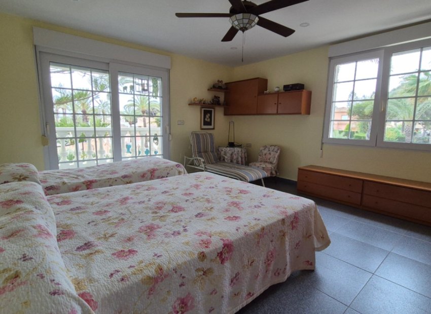 Reventa - Villa - Orihuela - Costa Blanca