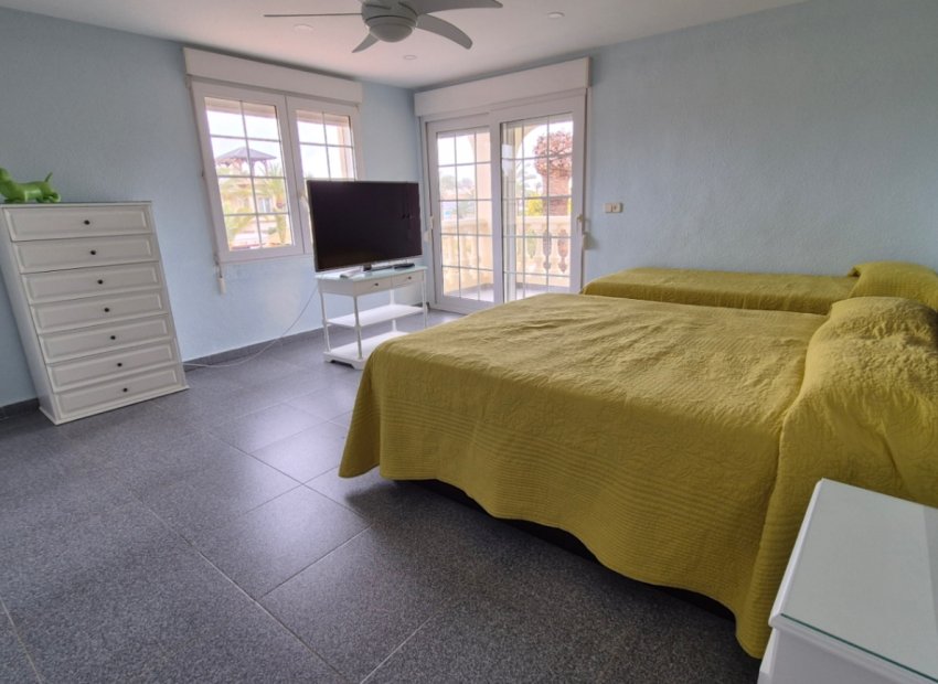 Reventa - Villa - Orihuela - Costa Blanca