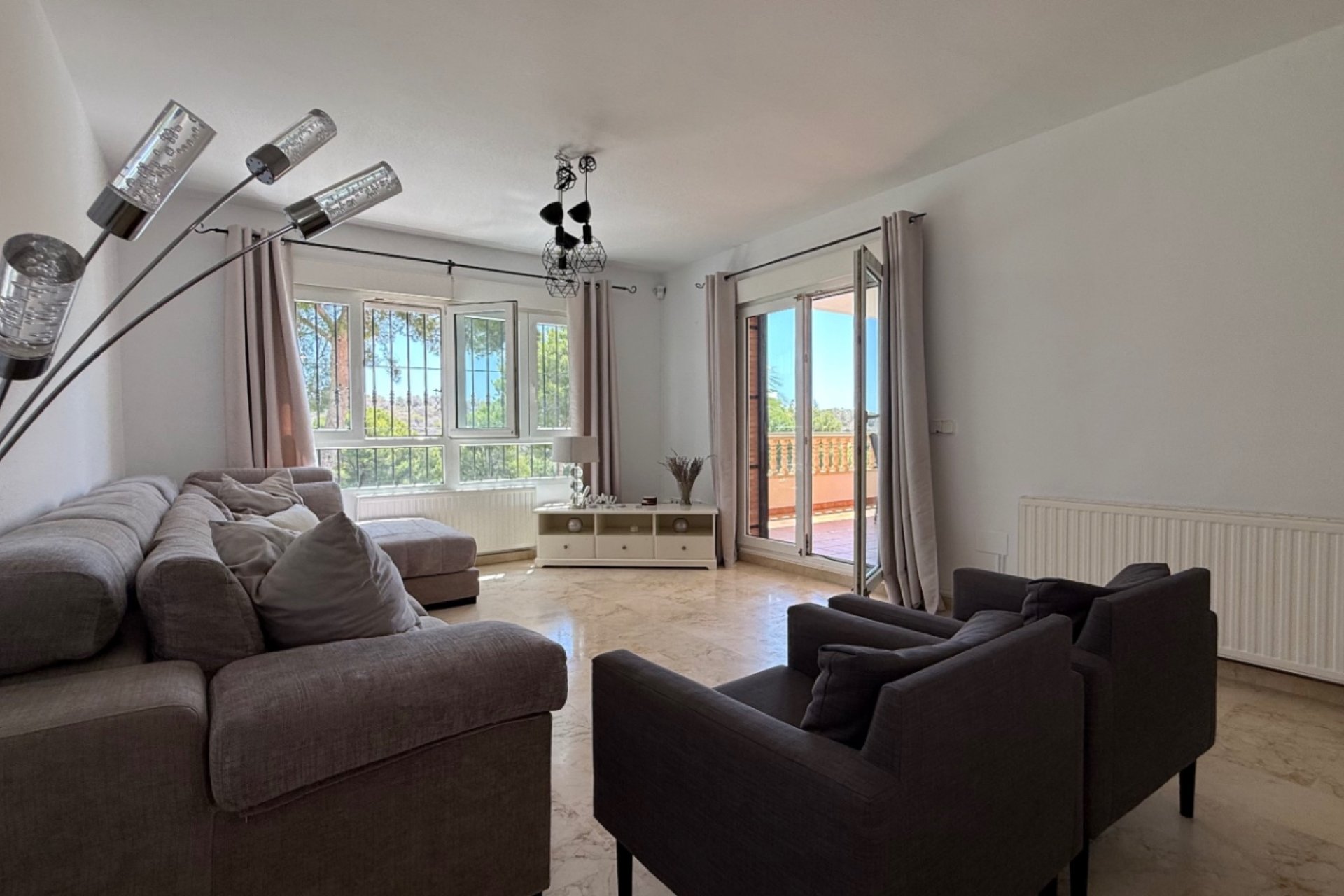 Reventa - Villa - Orihuela - Costa Blanca