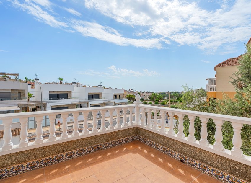Reventa - Villa - Orihuela Costa - El Galan