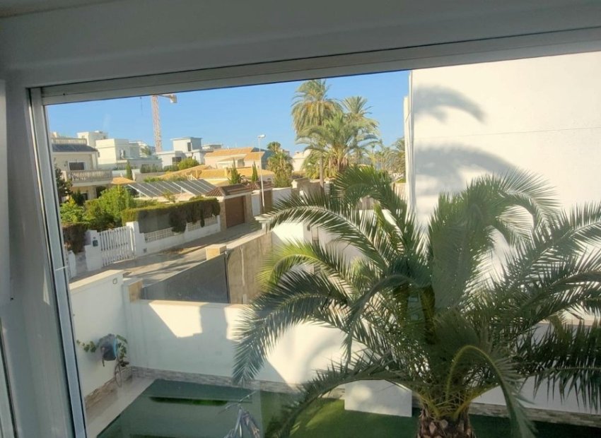 Reventa - Villa - Orihuela Costa - La Zenia