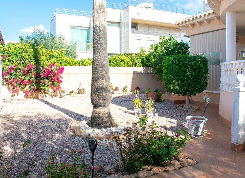 Reventa - Villa - Orihuela Costa - La Zenia
