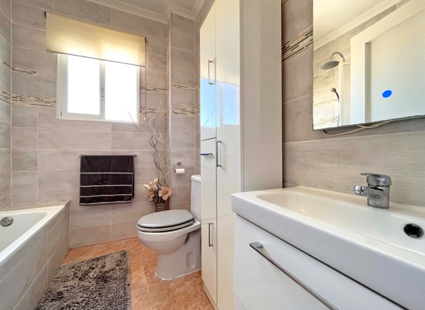 Reventa - Villa - Orihuela Costa - La Zenia