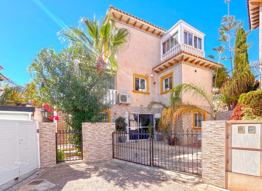 Reventa - Villa - Orihuela Costa - La Zenia