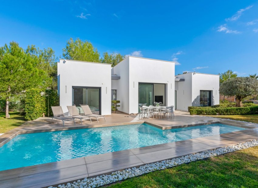 Reventa - Villa - Orihuela Costa - Las Colinas golf